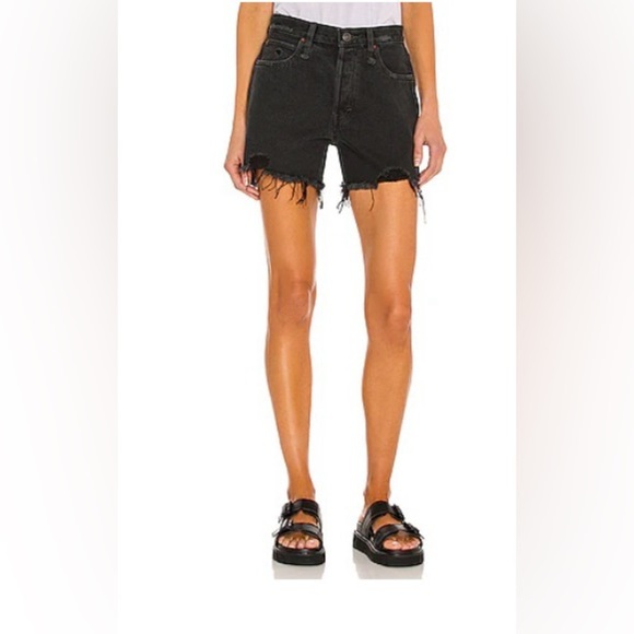 Free People Pants - We the free The Curvy Perfect Vintage Short in Dewberry Wash OB1268908 size 27